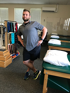 Standing IT Band Stretch - Drayer Physical Therapist
